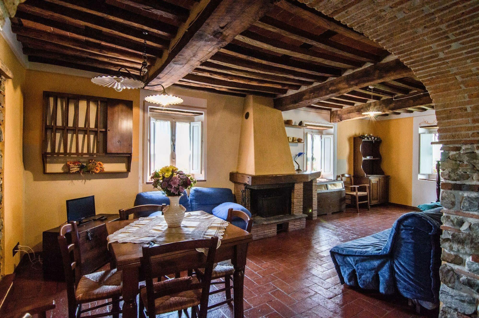 Agriturismo Chioi Barga Exterior photo